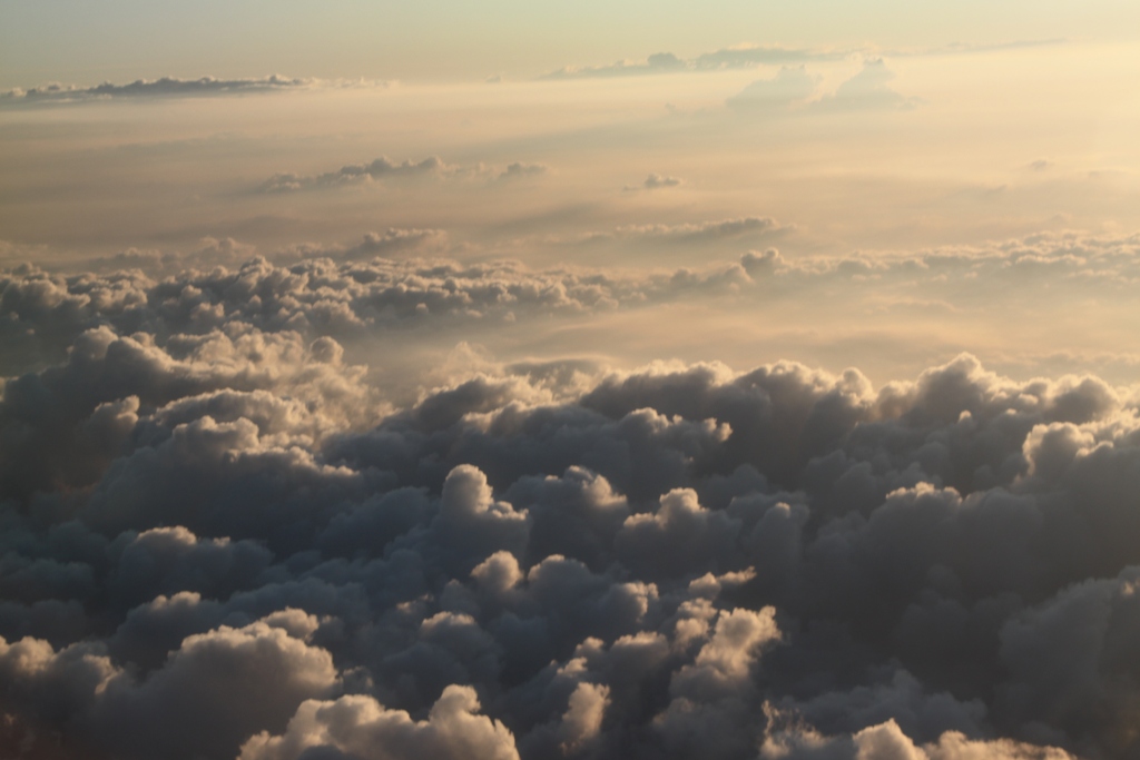 Nuvole sopra le alpi